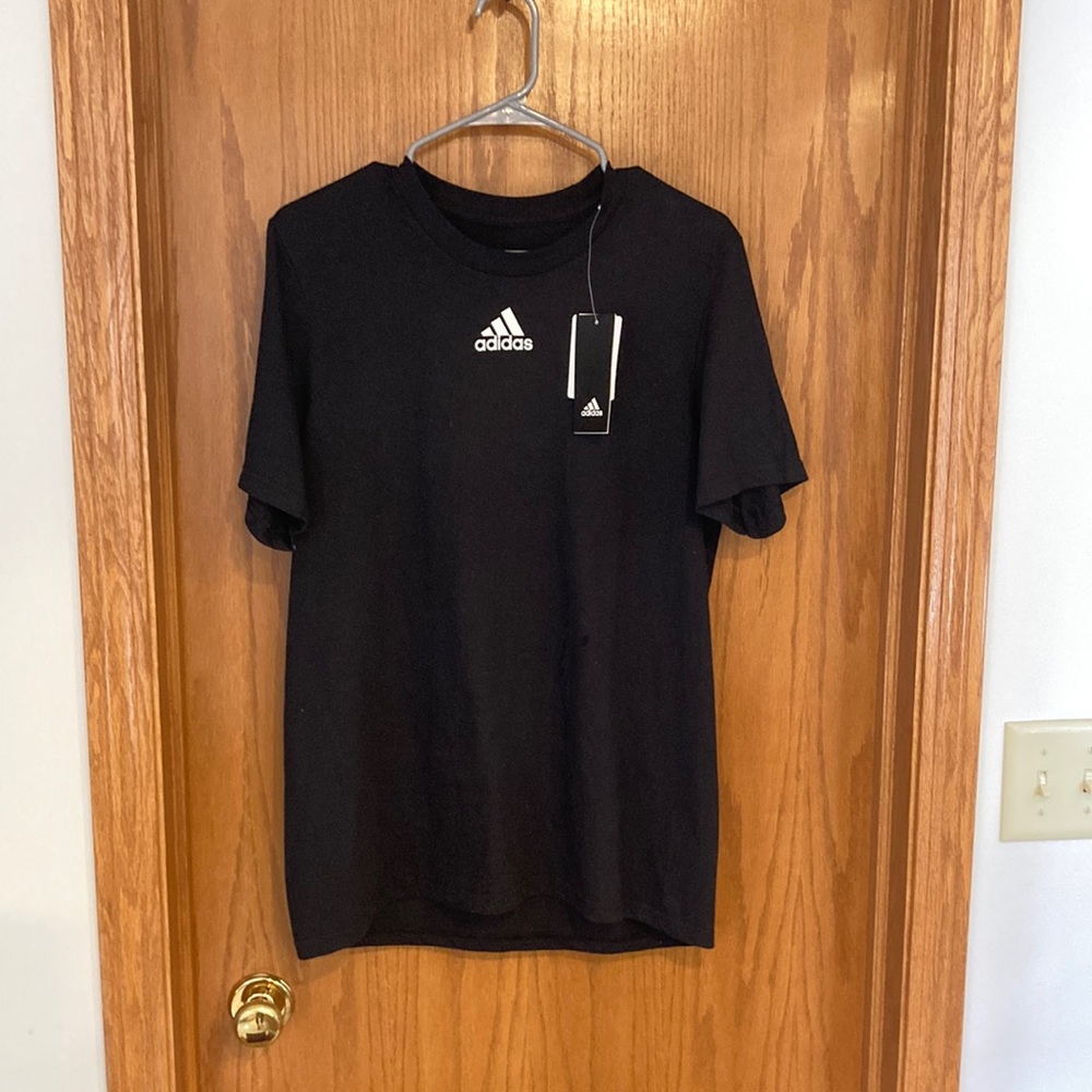 Black cotton adidas tee